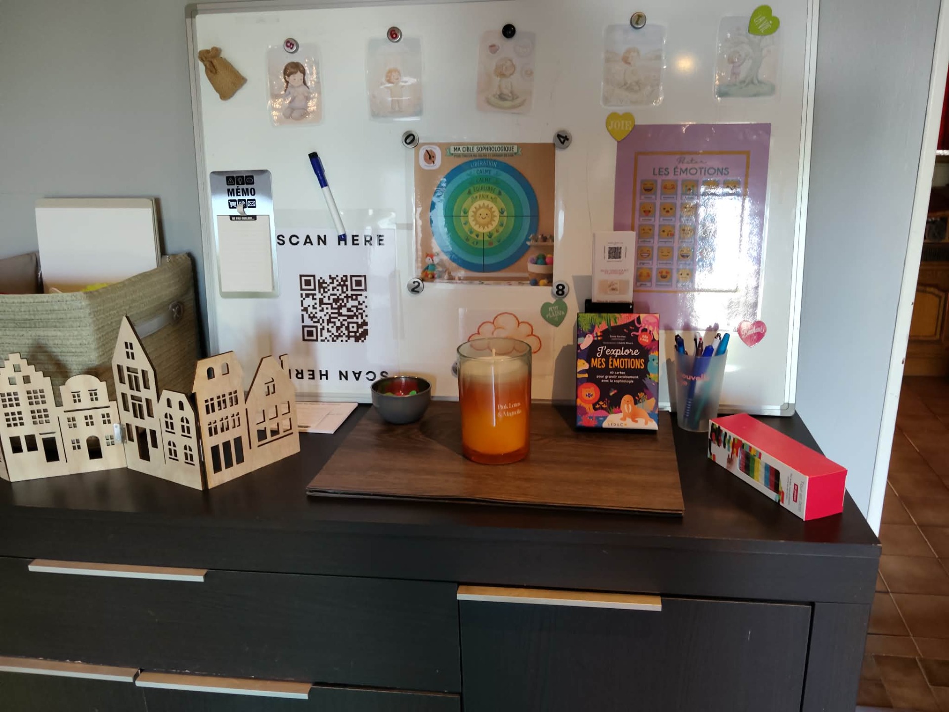 J'ai choisi d'aménager ce cabinet à Plainville dans le soucis de vous offrir un espace plus adapté, plus calme et avec plus de flexibilité